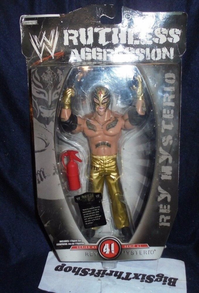 Rey Mysterio Jakks ruthless aggression series 41 vs Rey Mysterio Jakks Road to WrestleMania 22 Series 2 184497693856578711