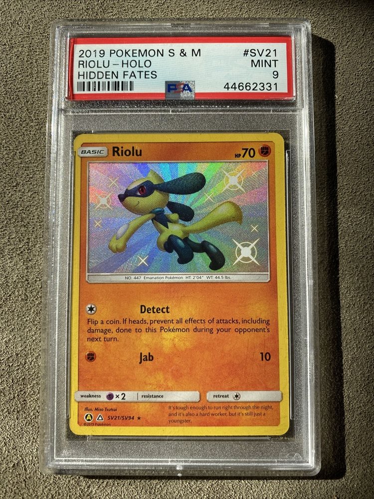 Pokemon RIOLU SV21//SV94 Hidden Fates Shiny Vault Holo Rare NM//MINT