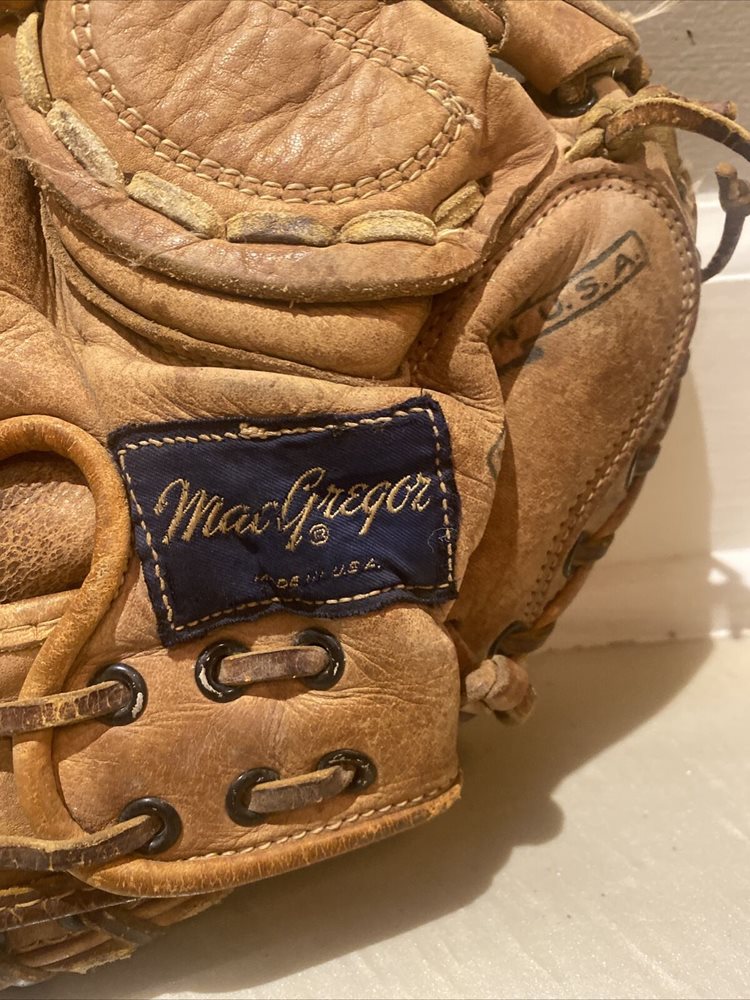 vintage MacGregor catchers baseball glove