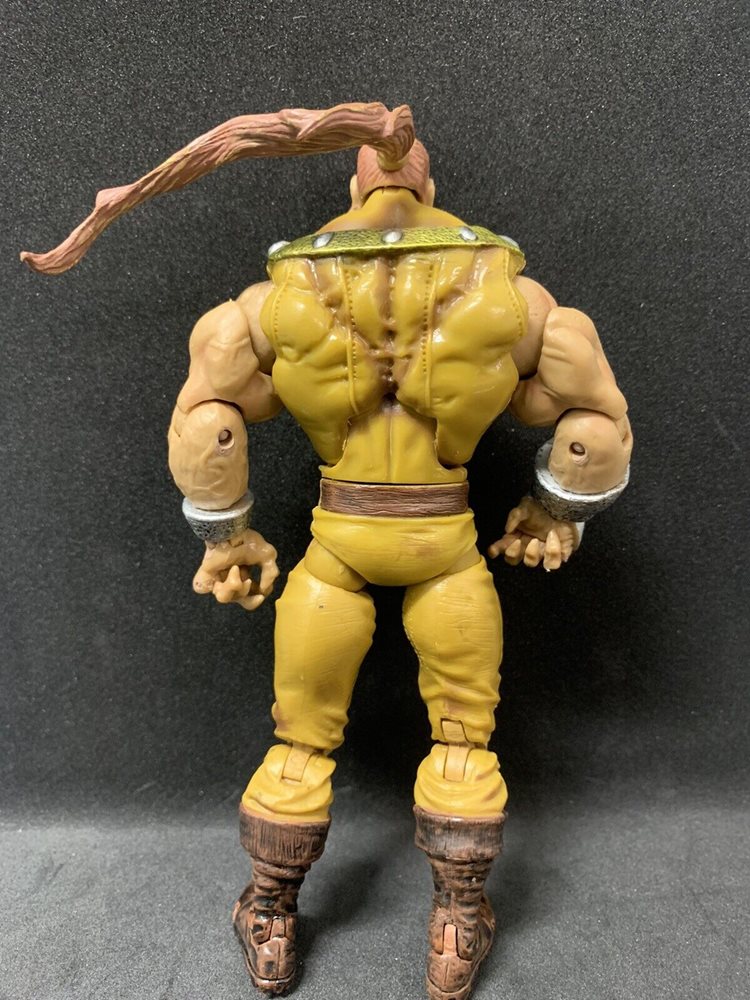 Marvel Legends Giant Man BAF Series SABRETOOTH 6