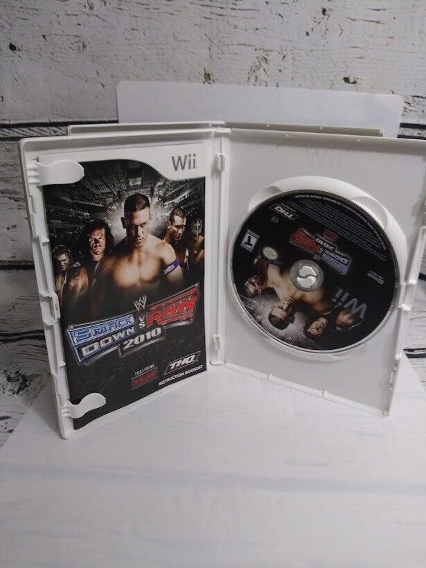 Nintendo Wii Wrestling Smackdown vs Raw 2009 2010 Bundl