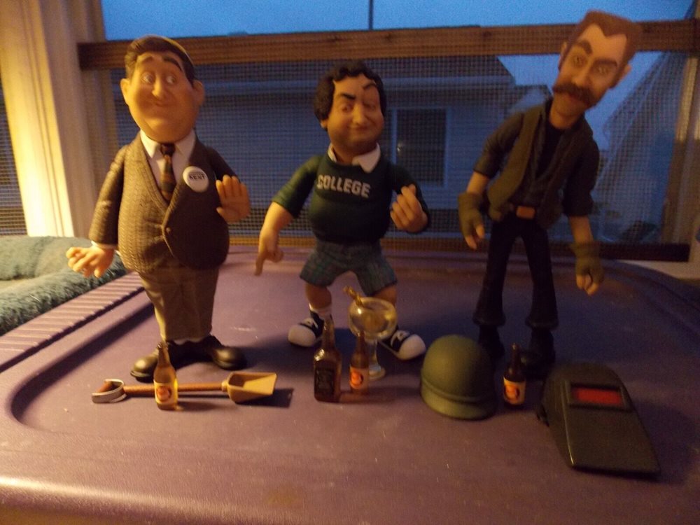 2003 MEZCO Animal House Figure Set Bluto, Flounder & D