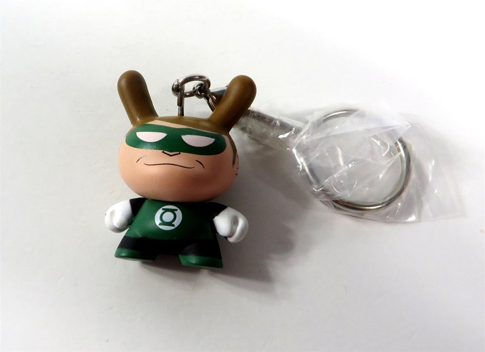 Kidrobot x DC Comics Justice League Dunny 1.5/" Keychain Green Arrow