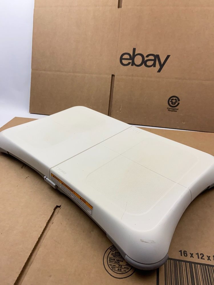 Nintendo Wii Fit Balance Board Only Model RVL021 Exerc